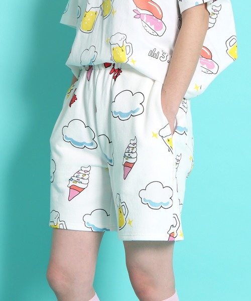 PUNYUS(プニュズ)の「天国と地獄総柄スウェットショーパン(スウェットパンツ・レディース・ホワイト/スミクロ・1/2/4/3)」の13枚目の写真