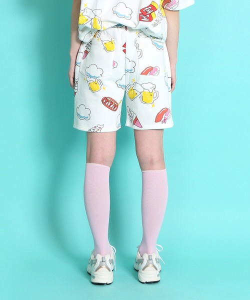 PUNYUS(プニュズ)の「天国と地獄総柄スウェットショーパン(スウェットパンツ・レディース・ホワイト/スミクロ・1/2/4/3)」の16枚目の写真