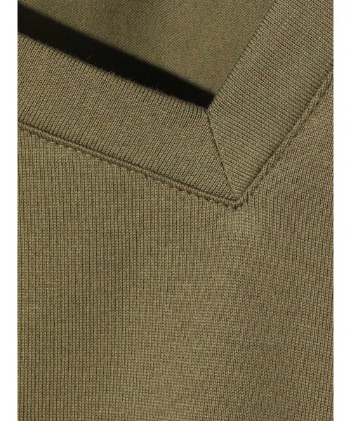 MIDIUMISOLID(ミディウミソリッド)の「MIDIUMISOLID for Ladies アシンメトリーネックプルオーバー(Tシャツ/カットソー・レディース・ブラック/カーキ/オフホワイト・FREE)」の19枚目の写真