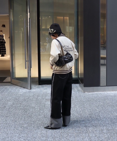 UNDERSTATEMENTs（アンダーステイトメント）の「【ユニセックス】サイドフリンジロールアップデニムパンツ（デニムパンツ・メンズ・ブラック/インディゴブルー・SMALL/MEDIUM/LARGE）」の17枚目の写真