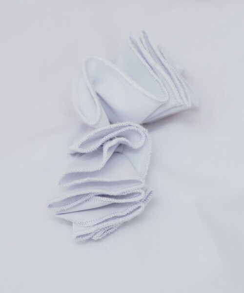 index（インデックス）の「コサージュ付きタックパフブラウス【洗濯機洗い可/イージーアイロン】（シャツ/ブラウス・レディース・チャコールグレー/オフホワイト/サックスブルー・40/38/36/42）」の15枚目の写真