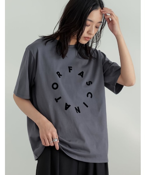 Re:EDIT（リエディ）の「[2025SS COLLECTION][接触冷感][UVカット][紫外線対策]サークルロゴTシャツ（Tシャツ/カットソー・レディース・ブラック/チャコールグレー/ホワイト・MEDIUM/LARGE）」の20枚目の写真