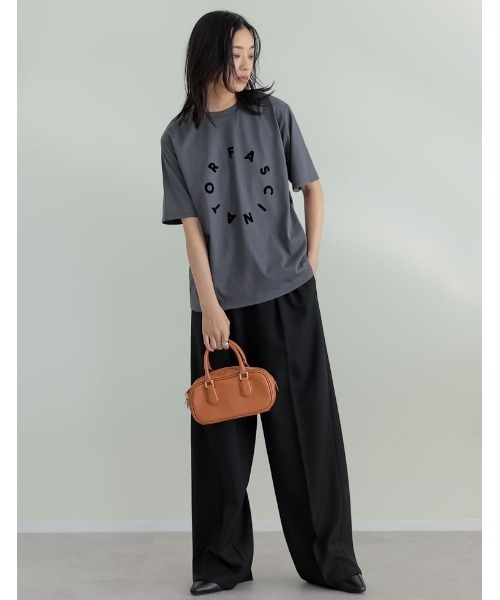 Re:EDIT（リエディ）の「[2025SS COLLECTION][接触冷感][UVカット][紫外線対策]サークルロゴTシャツ（Tシャツ/カットソー・レディース・ブラック/チャコールグレー/ホワイト・MEDIUM/LARGE）」の19枚目の写真