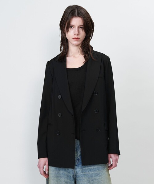ASTRAET(アストラット)の「<ASTRAET>ピークドラペル 6ボタン ダブルジャケット(テーラードジャケット・レディース・ブラック/ライトグレー・1/0)」の2枚目の写真