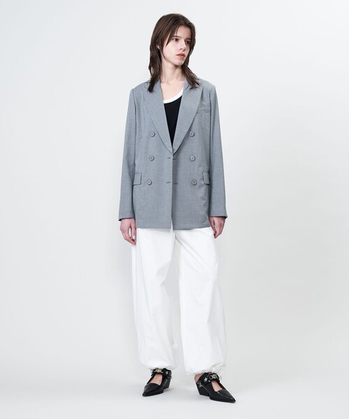 ASTRAET(アストラット)の「<ASTRAET>ピークドラペル 6ボタン ダブルジャケット(テーラードジャケット・レディース・ブラック/ライトグレー・1/0)」の7枚目の写真