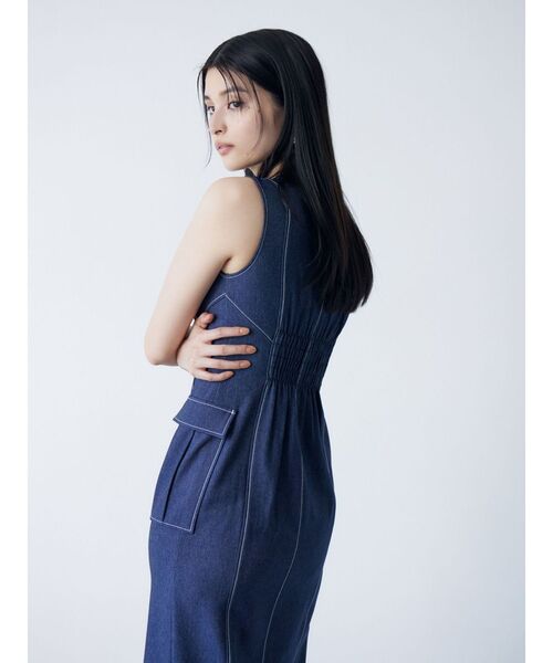 MURUA(ムルーア)の「フロントジップナローワンピース(ワンピース・レディース・ブラック/カーキ/インディゴブルー・1/2)」の22枚目の写真