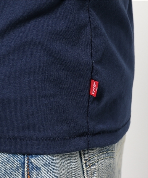 Levi's(リーバイス)の「バットウィングTシャツ ネイビー(Tシャツ/カットソー・メンズ・ネイビー・SMALL/LARGE/MEDIUM/X-SMALL/X-LARGE/XX-LARGE)」の6枚目の写真