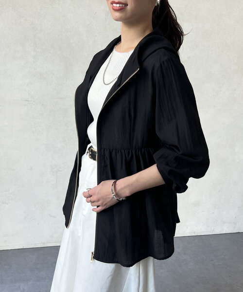 Chez toi（シェトワ）の「シアーペプラムブルゾン（ブルゾン・レディース・ブラック/オフホワイト/ライトグレー・FREE）」の5枚目の写真