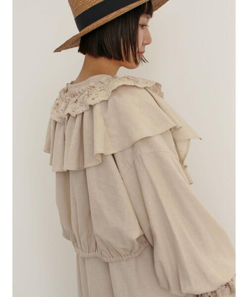 Samansa Mos2（サマンサ モスモス）の「羽織レースフリルブラウス（シャツ/ブラウス・レディース・オフホワイト/チャコールグレー/キナリ・F）」の2枚目の写真