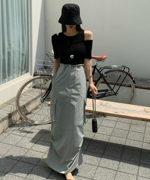 LAC-VERT(ラック・ヴェール)の「【カップ付き】ホルターオフショルTシャツ(Tシャツ/カットソー・レディース・ブラック/グリーン/ホワイト・FREE)」の7枚目の写真