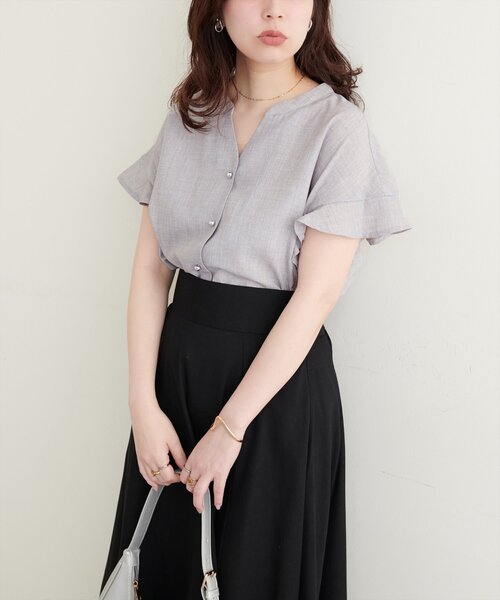 natural couture(ナチュラルクチュール)の「麻調合繊フリル袖ブラウス(シャツ/ブラウス・レディース・ライトベージュ/サックスブルー/ブラック/グレー/ピンク/ミント/ブルー・FREE)」の3枚目の写真