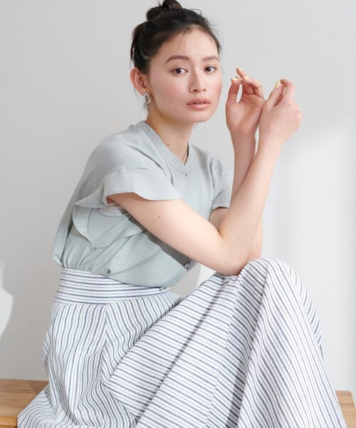 natural couture(ナチュラルクチュール)の「麻調合繊フリル袖ブラウス(シャツ/ブラウス・レディース・ライトベージュ/サックスブルー/ブラック/グレー/ピンク/ミント/ブルー・FREE)」の20枚目の写真