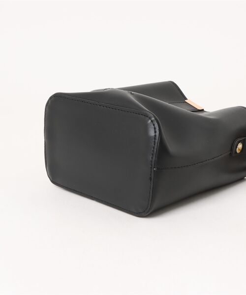 VIBGYOR（ヴィブジョー）の「urbanfemine./2way ショルダーバッグ U7439（ショルダーバッグ・レディース・ブラック/ダークブラウン/ブラウン/ホワイト・FREE）」の7枚目の写真