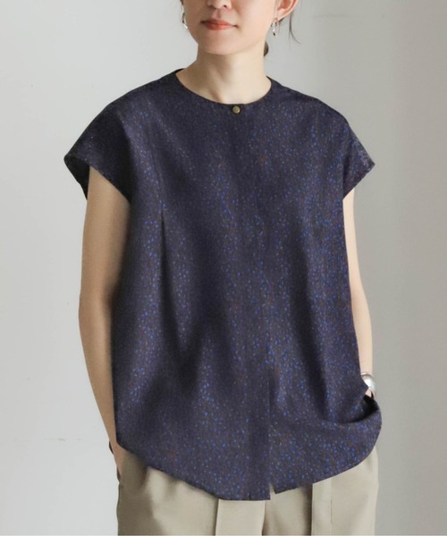 NOMBRE IMPAIR（ノンブルアンペール）の「ダークドット　フレンチクルーブラウス（シャツ/ブラウス・レディース・ブルー/グレー・FREE）」の3枚目の写真