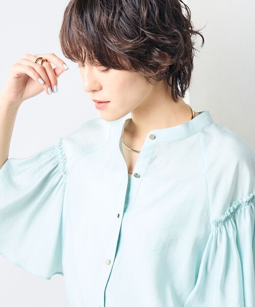 NOLLEY’S Sophi（ノーリーズソフィ）の「シアーフレアスリーブブラウス（シャツ/ブラウス・レディース・ミント/ベージュ/チャコールグレー/ホワイト/ライトブルー・38）」の8枚目の写真