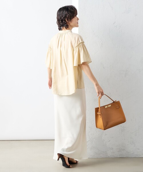 NOLLEY’S Sophi（ノーリーズソフィ）の「シアーフレアスリーブブラウス（シャツ/ブラウス・レディース・ミント/ベージュ/チャコールグレー/ホワイト/ライトブルー・38）」の15枚目の写真