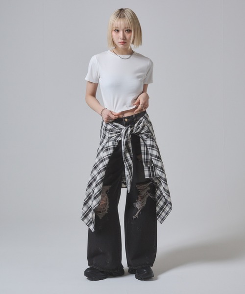 ENVYM(アンビー)の「クロップドベージックTシャツ 半袖(Tシャツ/カットソー・レディース・ホワイト/ブラウン/ブラック・FREE)」の21枚目の写真