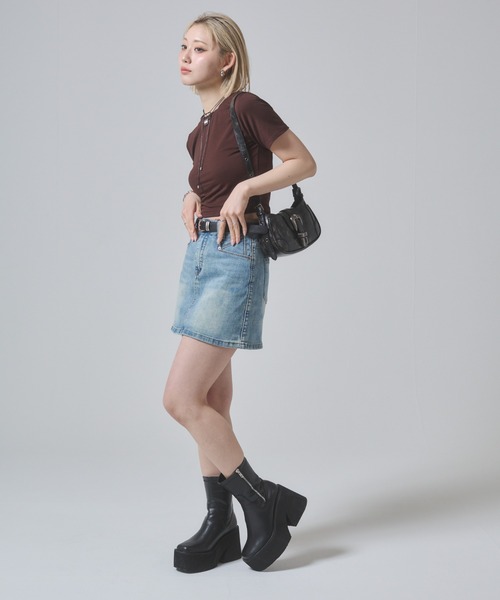 ENVYM(アンビー)の「クロップドベージックTシャツ 半袖(Tシャツ/カットソー・レディース・ホワイト/ブラウン/ブラック・FREE)」の9枚目の写真