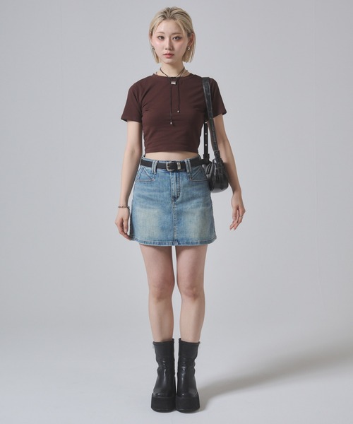ENVYM(アンビー)の「クロップドベージックTシャツ 半袖(Tシャツ/カットソー・レディース・ホワイト/ブラウン/ブラック・FREE)」の13枚目の写真