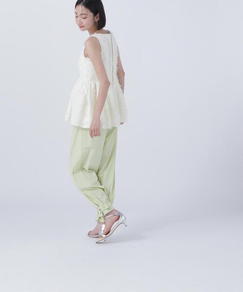 NATURAL BEAUTY BASIC(ナチュラルビューティーベーシック)の「◇【BLANC】ナイロンワッシャージョガーパンツ(その他パンツ・レディース・オフホワイト/ブルー/ライトグリーン・MEDIUM/P/S)」の1枚目の写真