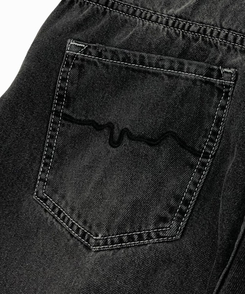 London Denim（ロンドンデニム）の「Peckham Baggy Jean/テーパード ワイド デニムパンツ（デニムパンツ・メンズ・ブラック/ブラック系その他/ブラック系その他2・LARGE/X-LARGE/SMALL/MEDIUM）」の5枚目の写真