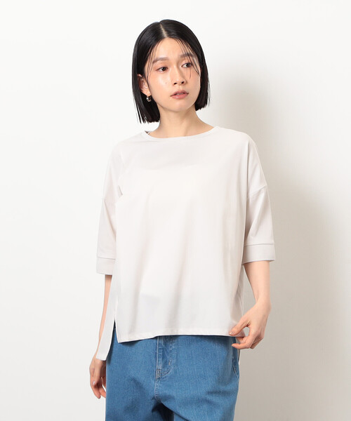 COMME CA ISM(コムサイズム)の「【接触冷感・抗菌防臭】アシンメトリーTシャツ(Tシャツ/カットソー・レディース・ベージュ/ブラック/ライトグレー/チャコール・LARGE/MEDIUM)」の1枚目の写真