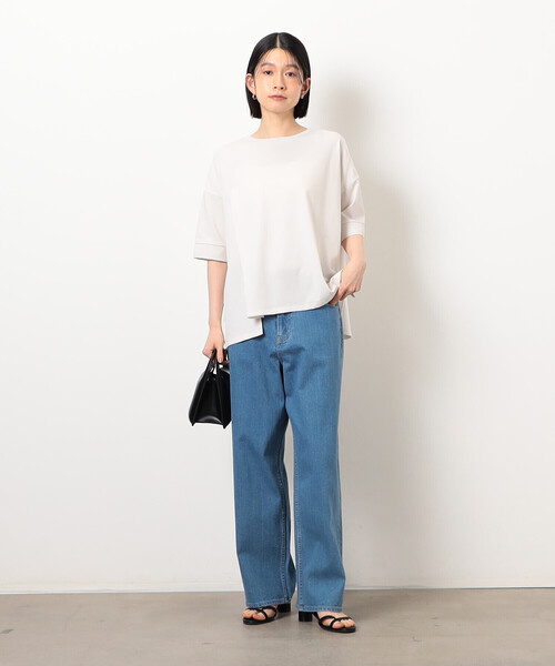 COMME CA ISM(コムサイズム)の「【接触冷感・抗菌防臭】アシンメトリーTシャツ(Tシャツ/カットソー・レディース・ベージュ/ブラック/ライトグレー/チャコール・LARGE/MEDIUM)」の5枚目の写真