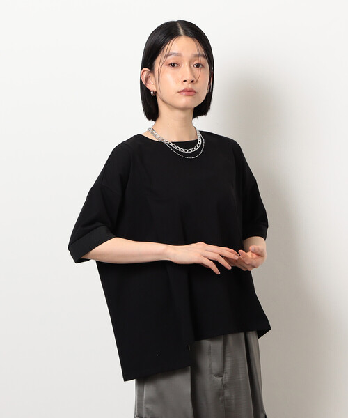 COMME CA ISM(コムサイズム)の「【接触冷感・抗菌防臭】アシンメトリーTシャツ(Tシャツ/カットソー・レディース・ベージュ/ブラック/ライトグレー/チャコール・LARGE/MEDIUM)」の17枚目の写真