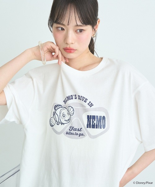 earth music&ecology（アースミュージックアンドエコロジー）の「Finding Nemo/シリコンプリントＴシャツ（Tシャツ/カットソー・レディース・チャコールグレー/オフホワイト・FREE）」の10枚目の写真