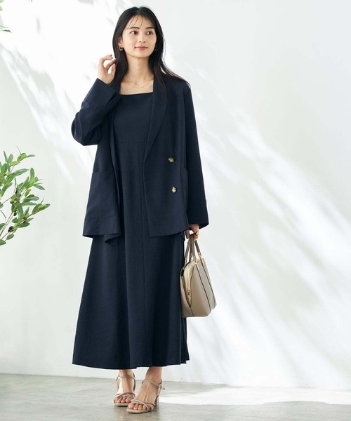 a.v.v（アーヴェヴェ）の「【接触冷感/UVカット/イージーケア】麻調ノースリーブフレアワンピース（ワンピース・レディース・ベージュ/ネイビー・36/40/38）」の12枚目の写真