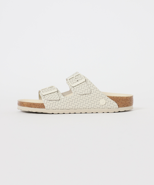 IENA(イエナ)の「BIRKENSTOCK/ビルケンシュトック 限定 ARIZONA WOVEN EMBOSS(サンダル・レディース・ブラック/アイボリー・35/36/37/38/39)」の19枚目の写真