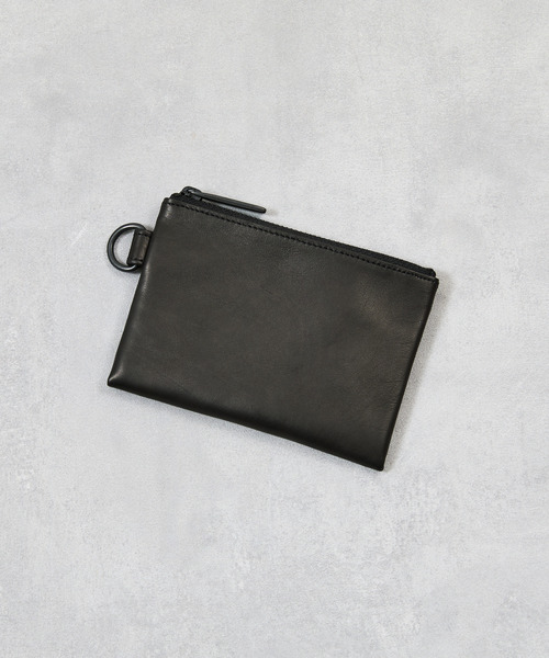 PATRICK STEPHAN（パトリックステファン）の「PATRICK STEPHAN パトリックステファン / Leather wide coin case "flat" レザーワイドカードケース ミニウォレット / 244AWA03（財布・メンズ・ブラック/ゴールド/シルバー・FREE）」の5枚目の写真