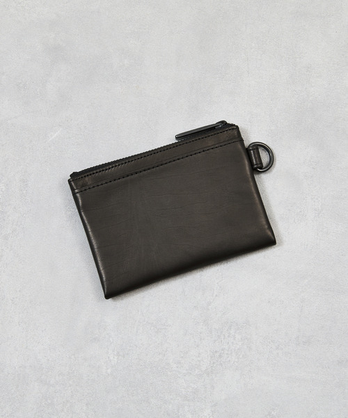 PATRICK STEPHAN（パトリックステファン）の「PATRICK STEPHAN パトリックステファン / Leather wide coin case "flat" レザーワイドカードケース ミニウォレット / 244AWA03（財布・メンズ・ブラック/ゴールド/シルバー・FREE）」の6枚目の写真