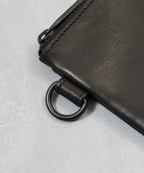 PATRICK STEPHAN（パトリックステファン）の「PATRICK STEPHAN パトリックステファン / Leather wide coin case "flat" レザーワイドカードケース ミニウォレット / 244AWA03（財布・メンズ・ブラック/ゴールド/シルバー・FREE）」の7枚目の写真