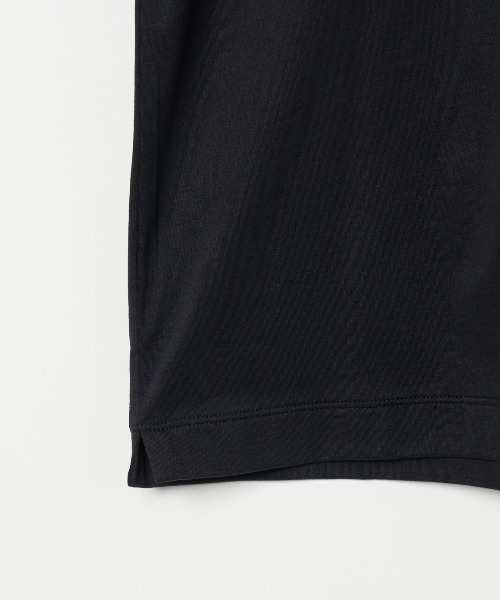 three dots（スリードッツ）の「サンデッドジャージー モックネックTシャツ Steve（Tシャツ/カットソー・メンズ・ダークオリーブ/ブラウン系その他・LARGE/X-LARGE/MEDIUM/SMALL）」の5枚目の写真