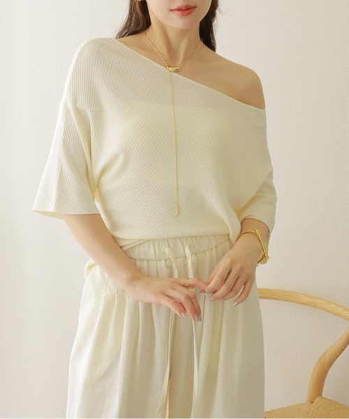 LAULEN(ローレン)の「2way one shoulder lib tops /2way ワンショルダー リブ 半袖 トップス(ニット/セーター・レディース・ベージュ/チャコールグレー/アイボリー/ブラック・FREE)」の6枚目の写真