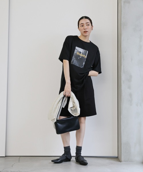 select MOCA（セレクトモカ）の「オーバーサイズオリジナルプリントTシャツ（Tシャツ/カットソー・レディース・ホワイト系その他3/ホワイト系その他/グレー系その他3/グレー系その他2/ブラック系その他3/ホワイト系その他2/ブラック系その他/ブラック系その他2/グレー系その他・FREE）」の17枚目の写真