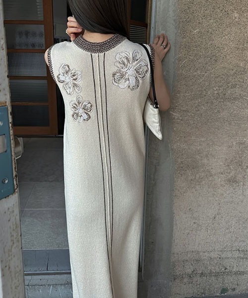 【売り切り‼️】　WILLFULLY ノースリーブワンピース 売り切り‼️】 WILLFULLY ノースリーブワンピース WILLFULLY