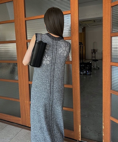 embroidery flower no sleeve knit OP（ワンピース）｜WILLFULLY