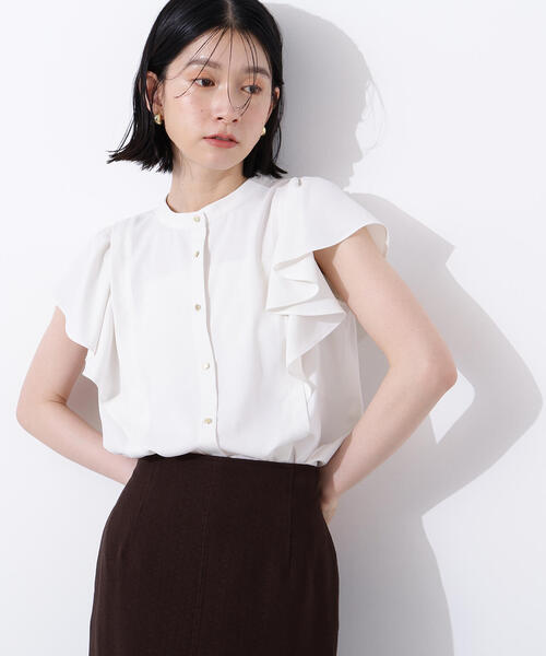 N.（N. Natural Beauty Basic）（エヌエヌナチュラルビューティーベーシック）の「メタルボタンフリルスリーブブラウス（シャツ/ブラウス・レディース・オフホワイト/ブルー/ダークブラウン・MEDIUM）」の11枚目の写真