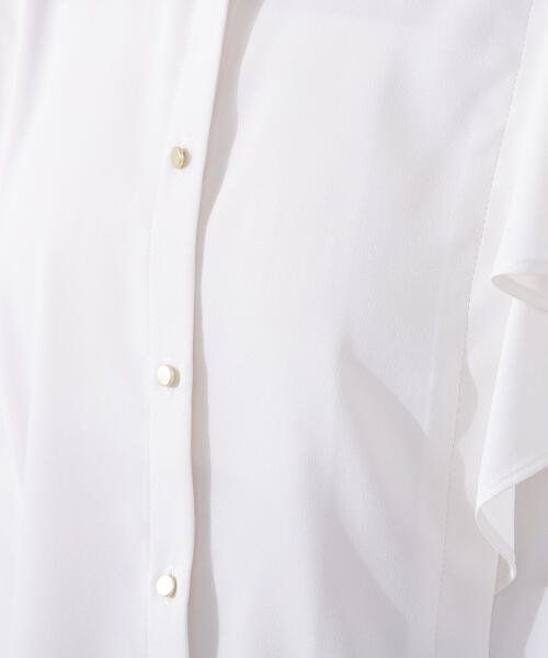 N.（N. Natural Beauty Basic）（エヌエヌナチュラルビューティーベーシック）の「メタルボタンフリルスリーブブラウス（シャツ/ブラウス・レディース・オフホワイト/ブルー/ダークブラウン・MEDIUM）」の22枚目の写真