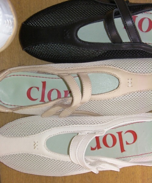 clor（クロル）の「TWIN MESH SNEAKERS（スニーカー・レディース・シルバー系/ブラック/クリーム/シルバー/ベージュ・23.5cm/24.0cm/24.5cm/25.0cm/23.0cm）」の11枚目の写真