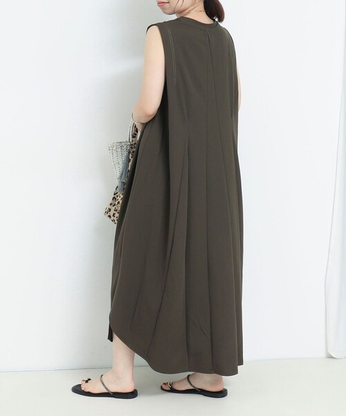 MICO COULIER（ミコクリエ）の「《UVカット》キャラメルピケ多切替ワンピース（ワンピース・レディース・オリーブ/チャコールグレー・38）」の3枚目の写真