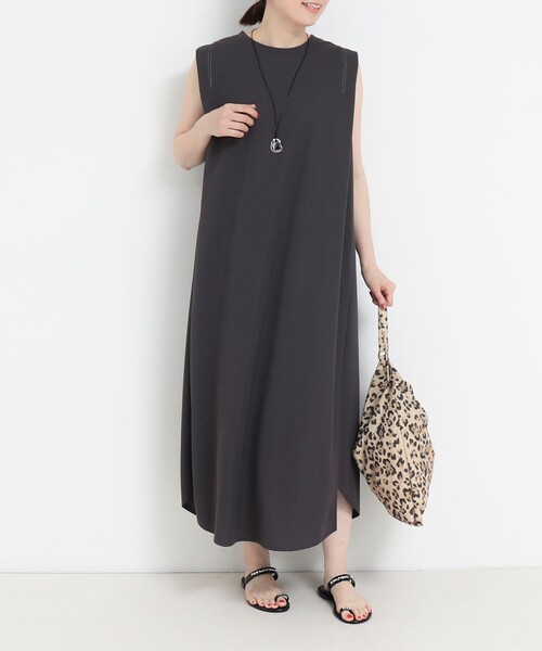 MICO COULIER（ミコクリエ）の「《UVカット》キャラメルピケ多切替ワンピース（ワンピース・レディース・オリーブ/チャコールグレー・38）」の12枚目の写真