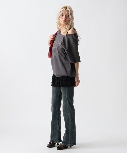 FOREVER 21（フォーエバー トゥエンティーワン）の「【2025SS】フリルヘムキャミソール（キャミソール・レディース・ブラック/オフホワイト/グレー・FREE）」の15枚目の写真