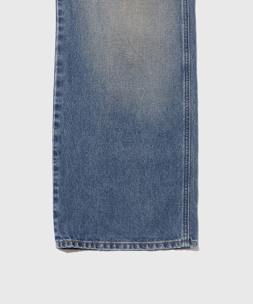 Wrangler（ラングラー）の「《別注》【Wrangler/ラングラー】WIDE FLARE JEAN / UNISEX（デニムパンツ・メンズ・ブラック/ブルー系その他4/ブルー系その他5・25/27/29/31/33/35）」の7枚目の写真