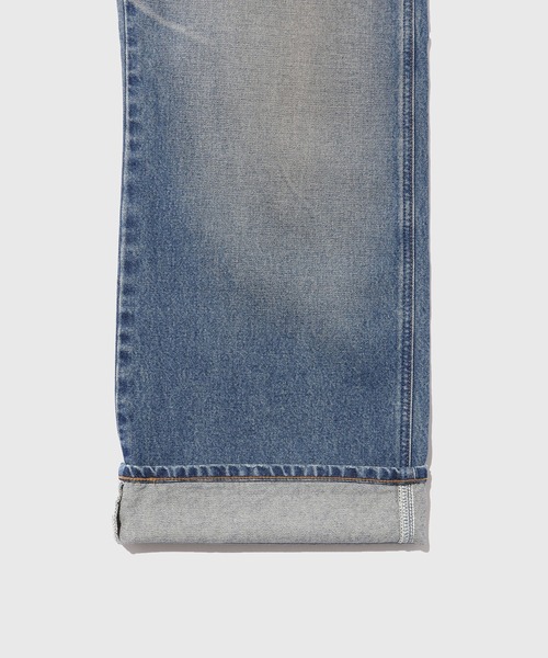 Wrangler（ラングラー）の「《別注》【Wrangler/ラングラー】WIDE FLARE JEAN / UNISEX（デニムパンツ・メンズ・ブラック/ブルー系その他4/ブルー系その他5・25/27/29/31/33/35）」の6枚目の写真