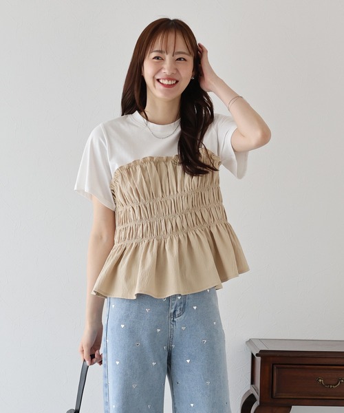 BLUEEAST(ブルーイースト)の「シャーリングビスチェドッキングTシャツ(Tシャツ/カットソー・レディース・ベージュ/ブラック/ブルー系・MEDIUM)」の5枚目の写真