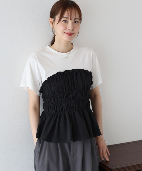 BLUEEAST(ブルーイースト)の「シャーリングビスチェドッキングTシャツ(Tシャツ/カットソー・レディース・ベージュ/ブラック/ブルー系・MEDIUM)」の13枚目の写真