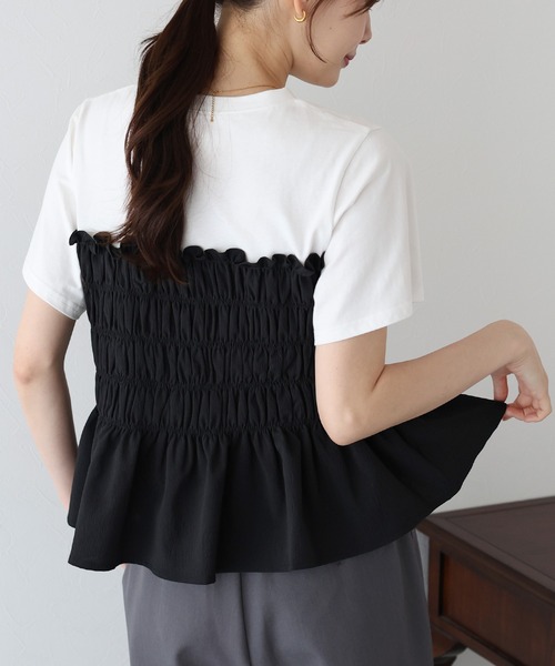BLUEEAST(ブルーイースト)の「シャーリングビスチェドッキングTシャツ(Tシャツ/カットソー・レディース・ベージュ/ブラック/ブルー系・MEDIUM)」の17枚目の写真